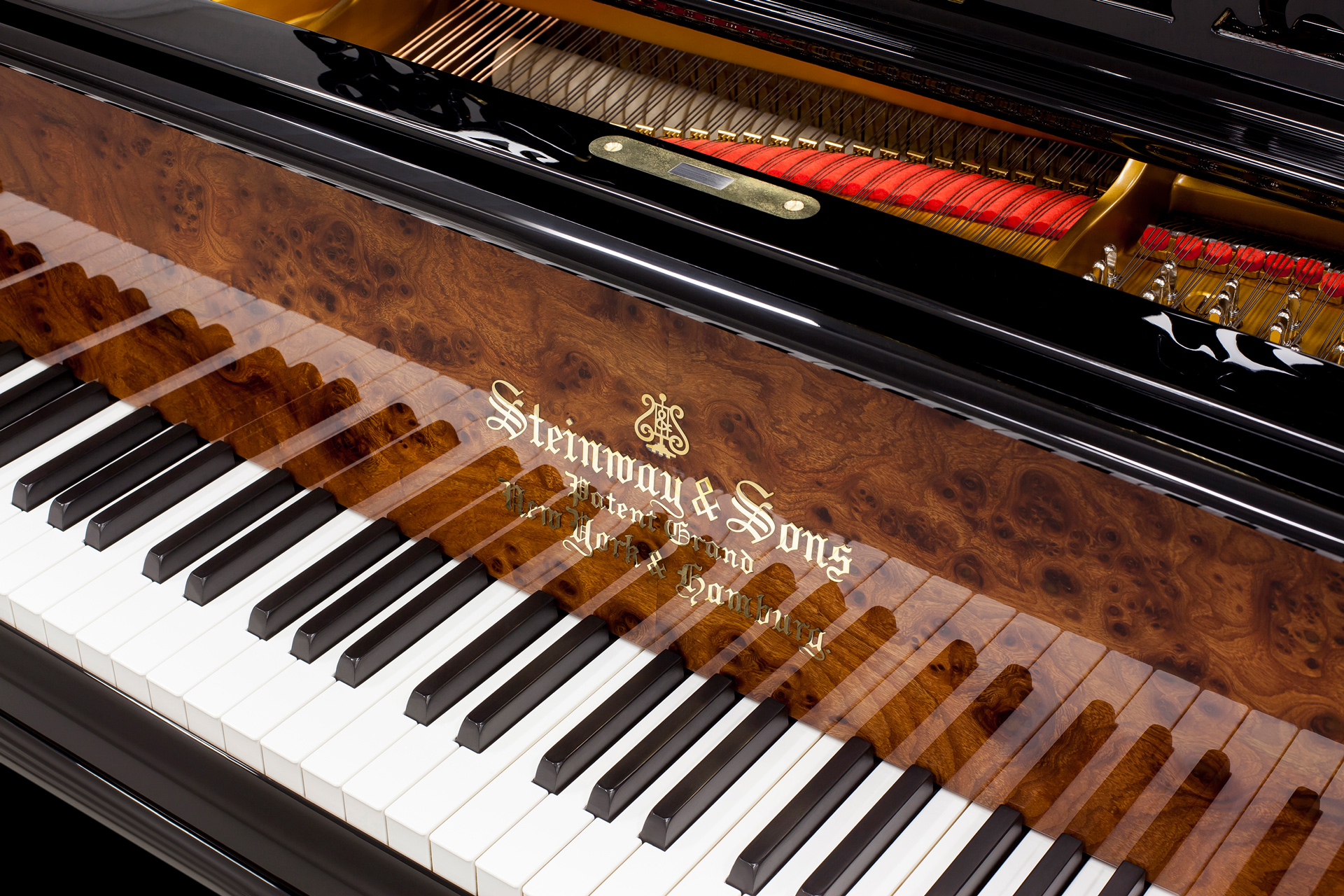 Renowacja jednego Steinwaya krok po kroku – historia konkretnego instrumentu od diagnozy po finalne wykończenie