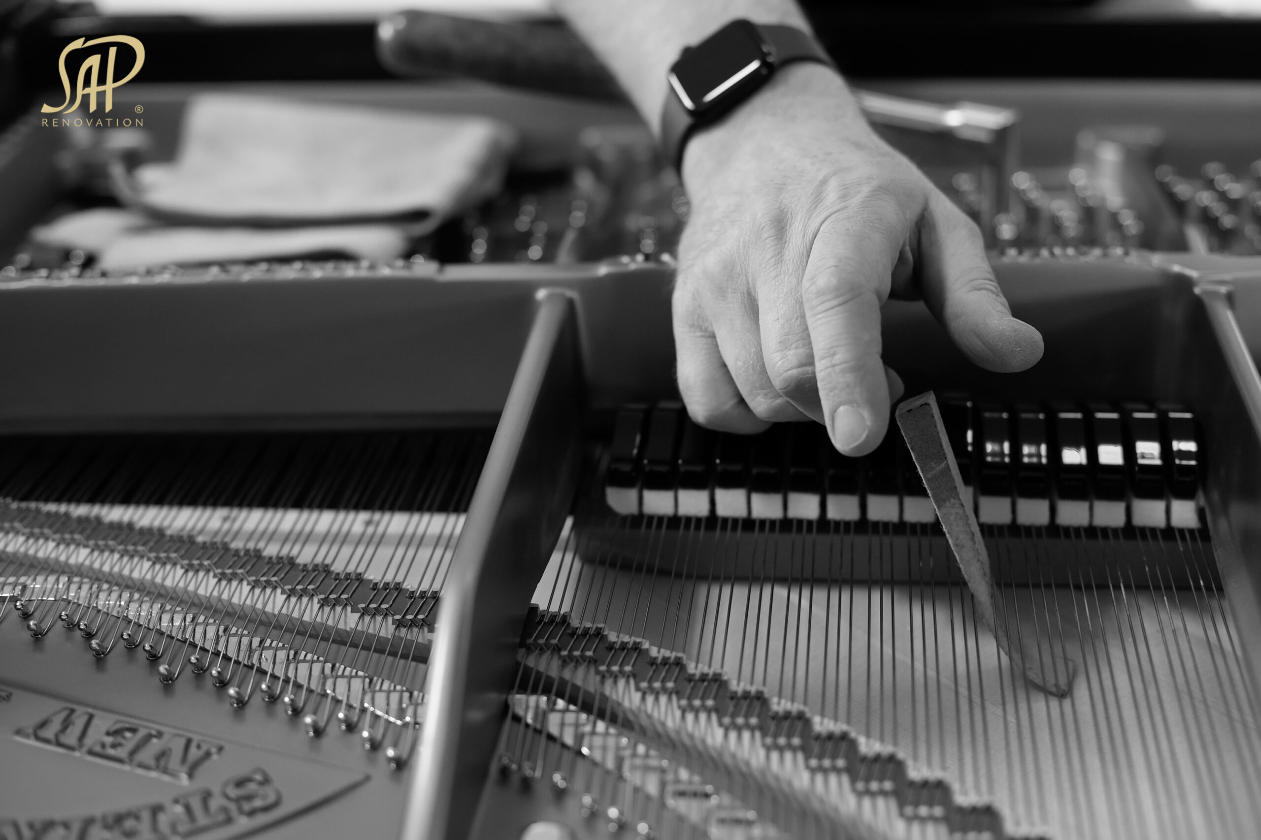 czynności pielęgnacyjne między strojeniami